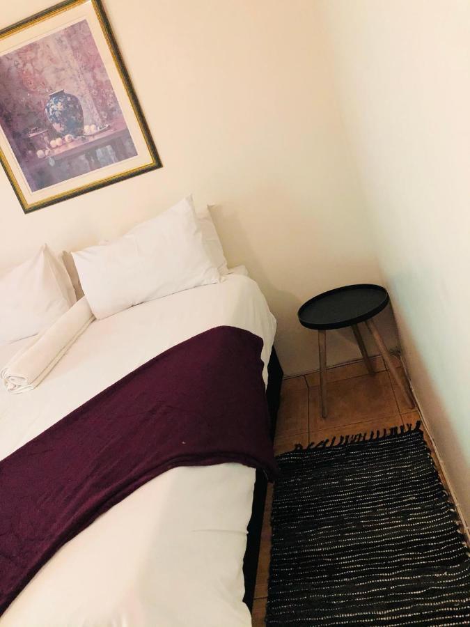 Mo-Nize Villa Guesthouse 奥奇瓦龙戈 外观 照片