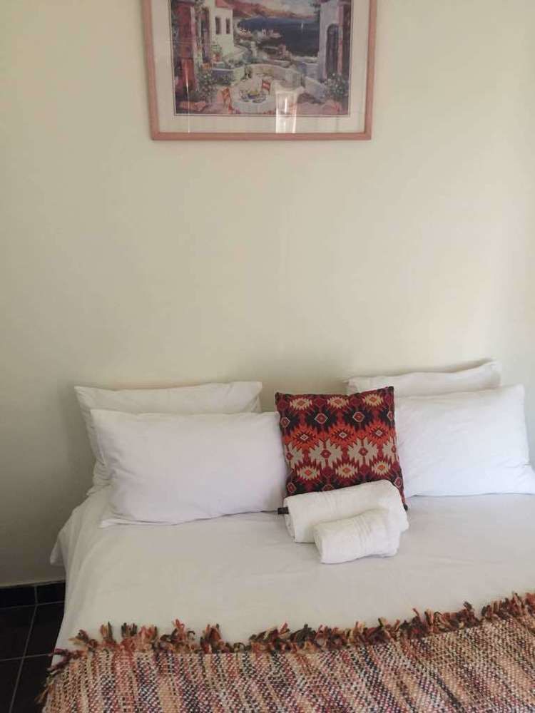 Mo-Nize Villa Guesthouse 奥奇瓦龙戈 外观 照片